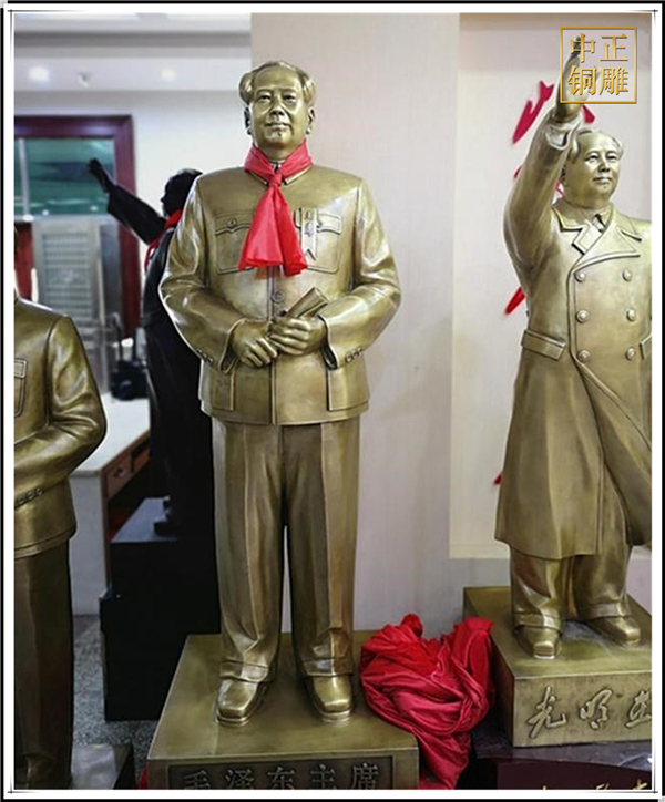 毛主席銅雕塑圖片.jpg 毛主席銅雕塑圖片.jpg